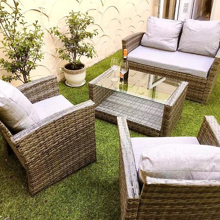 *Beachfront*- Stylish, Spacious +Private Courtyard Hove Exterior foto