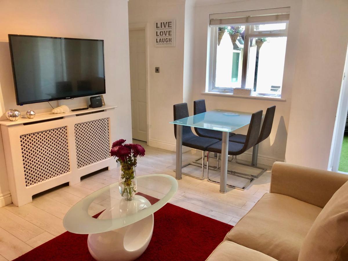*Beachfront*- Stylish, Spacious +Private Courtyard Hove Exterior foto